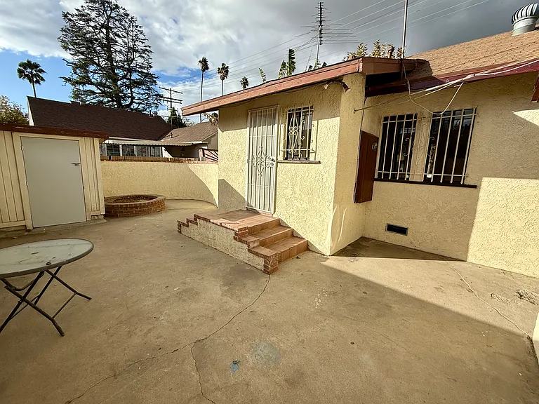 21618 Valerio St — Photo 11