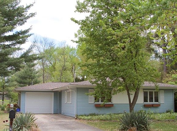 2nd image of 621 S Terrace Dr