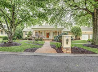 2100 Ambridge Dr, Kingsport, TN 37664