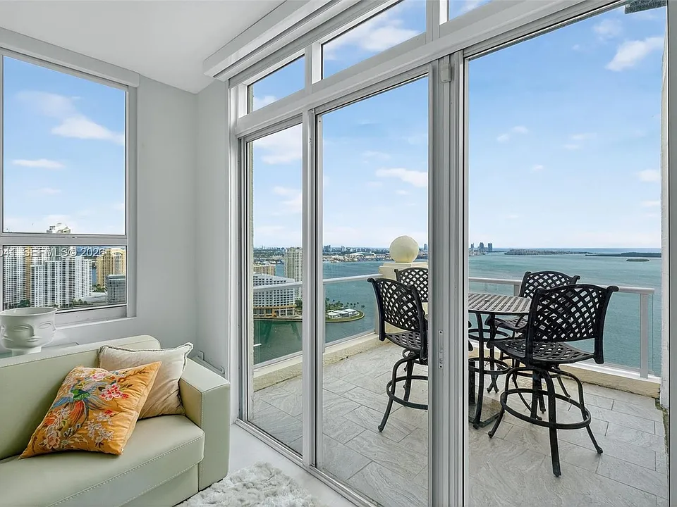 1155 Brickell Bay Dr #Penthouse 210