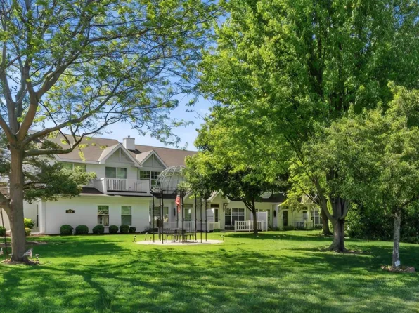 6235 S Creekside DRIVE #19, Cudahy, WI 53110