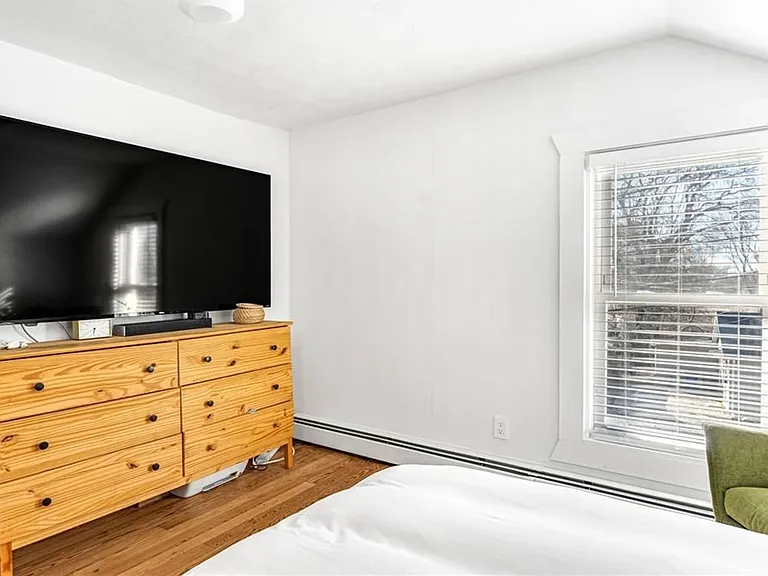 34 Read Ave — Photo 13