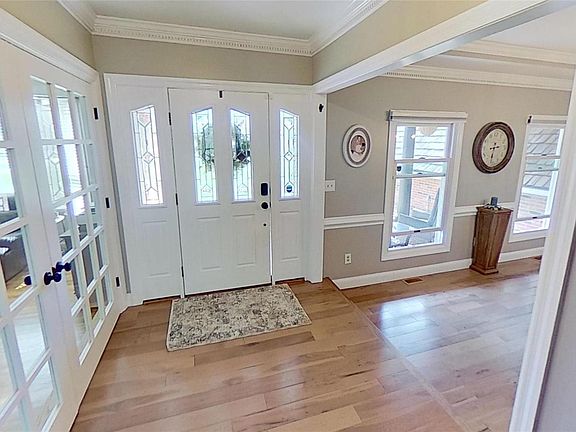 3rd image of 9 Northbridge Cir