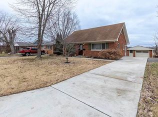 236 Maevi Dr, New Albany, IN 47150