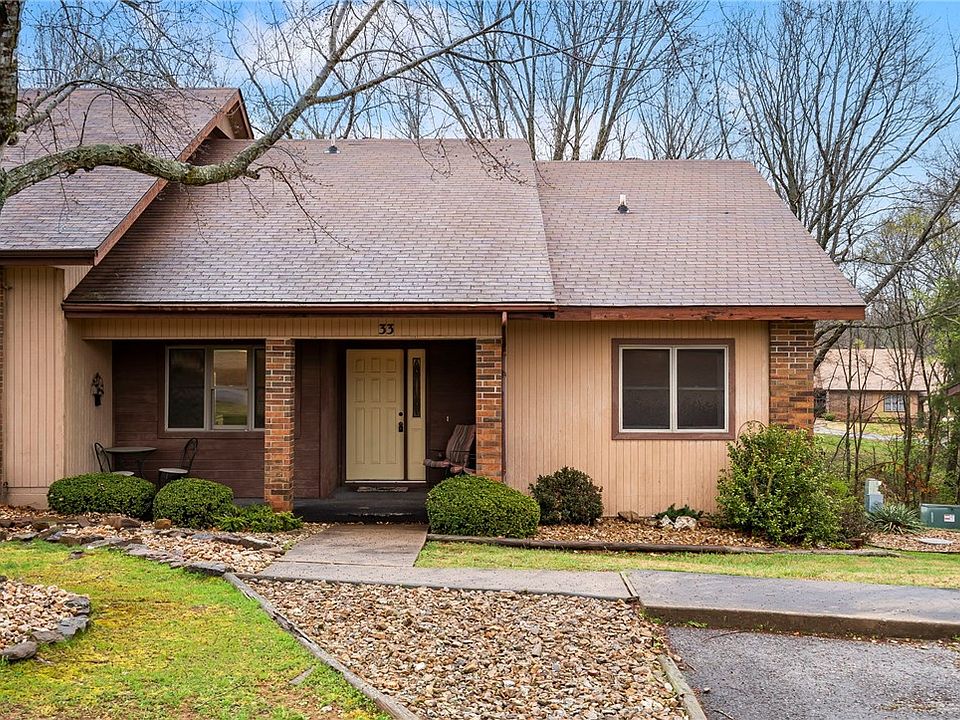 1st image of 33 Walter Dr