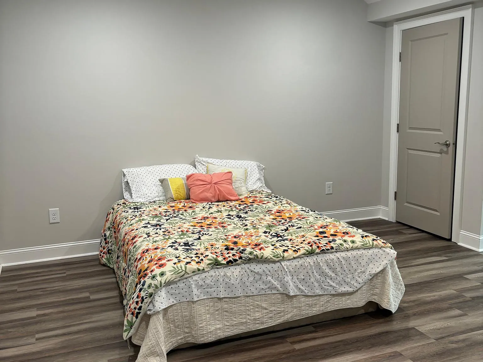 2920 Robinson Rd NE — Photo 4
