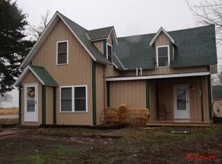 323 1st St, Williamsburg, KS 66095