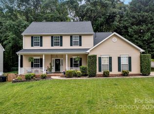 12546 Windward Oaks Dr, Huntersville, NC 28078