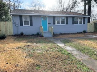 1306 Cleona Dr, Chesapeake, VA 23324