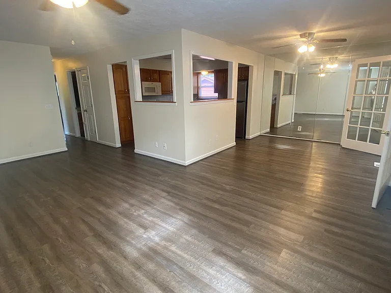4214 Chisholm Trail Dr — Photo 4