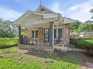 717 E Kansas Ave, Independence, MO 64050