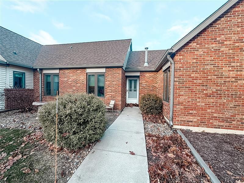 1st image of 2428 Hamilton Dr