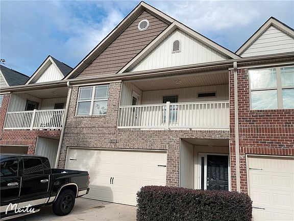2nd image of 1089 McConaughy Ct