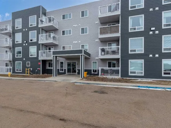 5101 W 18th St #105B, Lloydminster, AB T9V 2G7