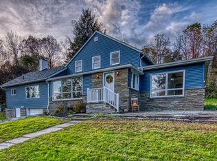 205 College Ave, Factoryville, PA 18419