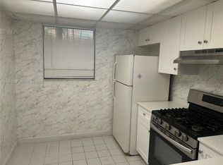 18111 NW 68th Ave APT F106, Hialeah, FL 33015