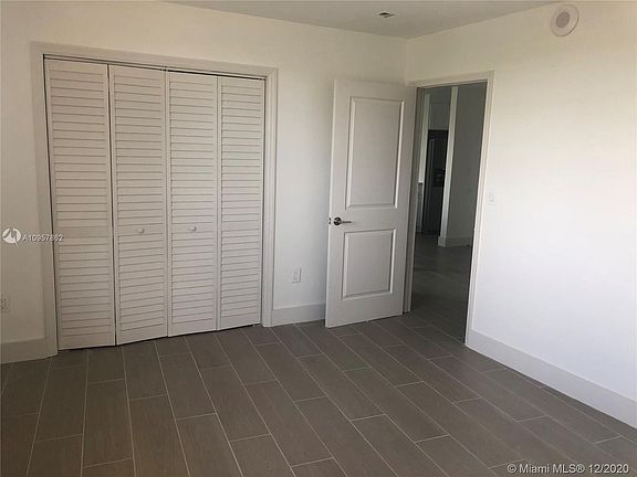 5th image of 5100 Dupont Blvd #1