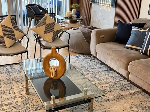 2030 S Ocean Dr APT 618, Hallandale Beach, FL 33009