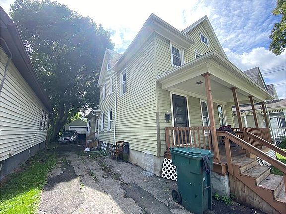 3rd image of 11 Englert St