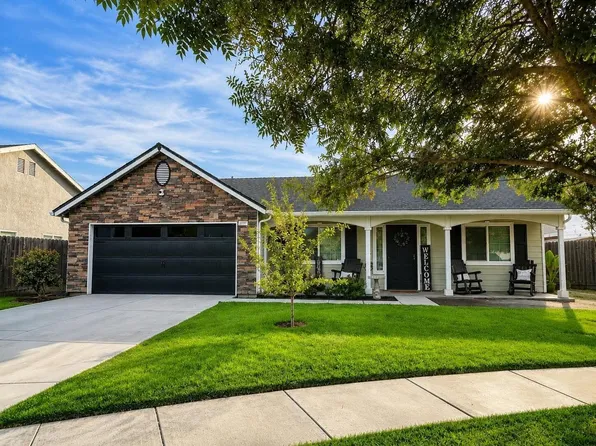 3068 S Foster Court, Tulare, CA 93274