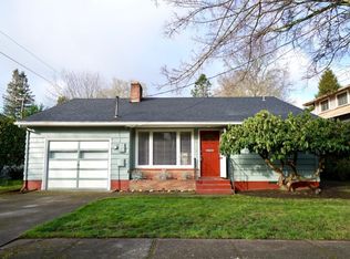 313 S Center St, Newberg, OR 97132