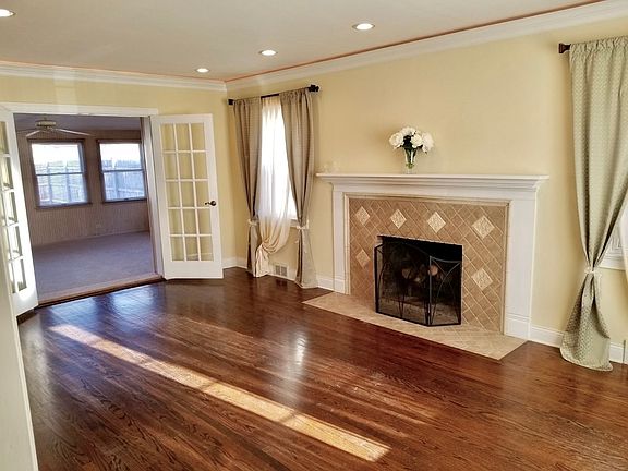2nd image of 1705 N 78th Ct