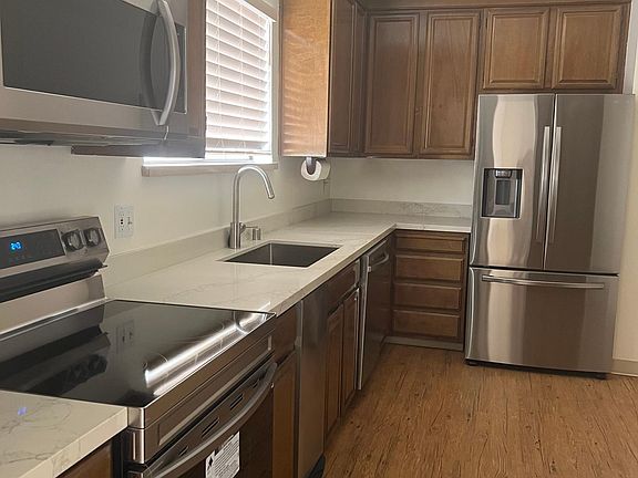4th image of 101 Arroyo Ct APT 6
