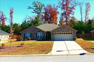 1st image of 721 Oakwood Ct
