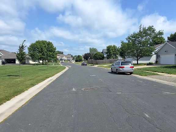 5th image of 1179 Blackhawk Dr SW