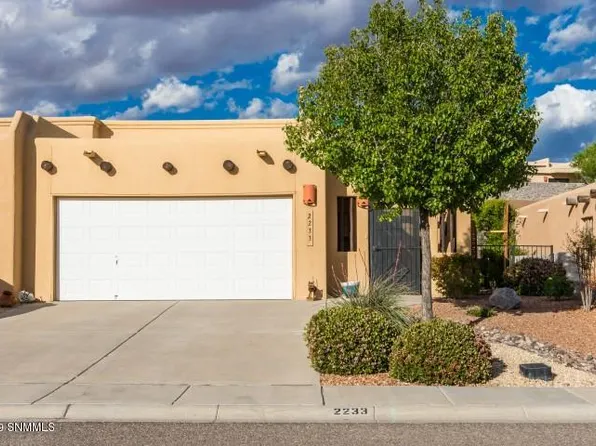 2233 Stone Pine Dr, Las Cruces, NM 88012