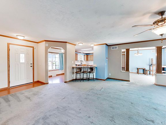 4th image of 852 Springdale Dr