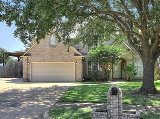 905 Park Green Dr, Deer Park, TX 77536
