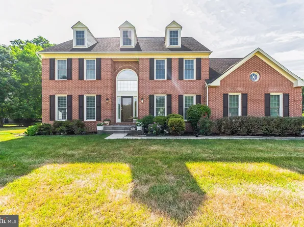 7905 Wingate Dr, Glenn Dale, MD 20769