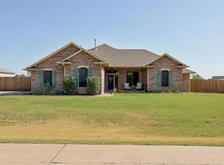 2742 Faint Ridge Way NE, Piedmont, OK 73078