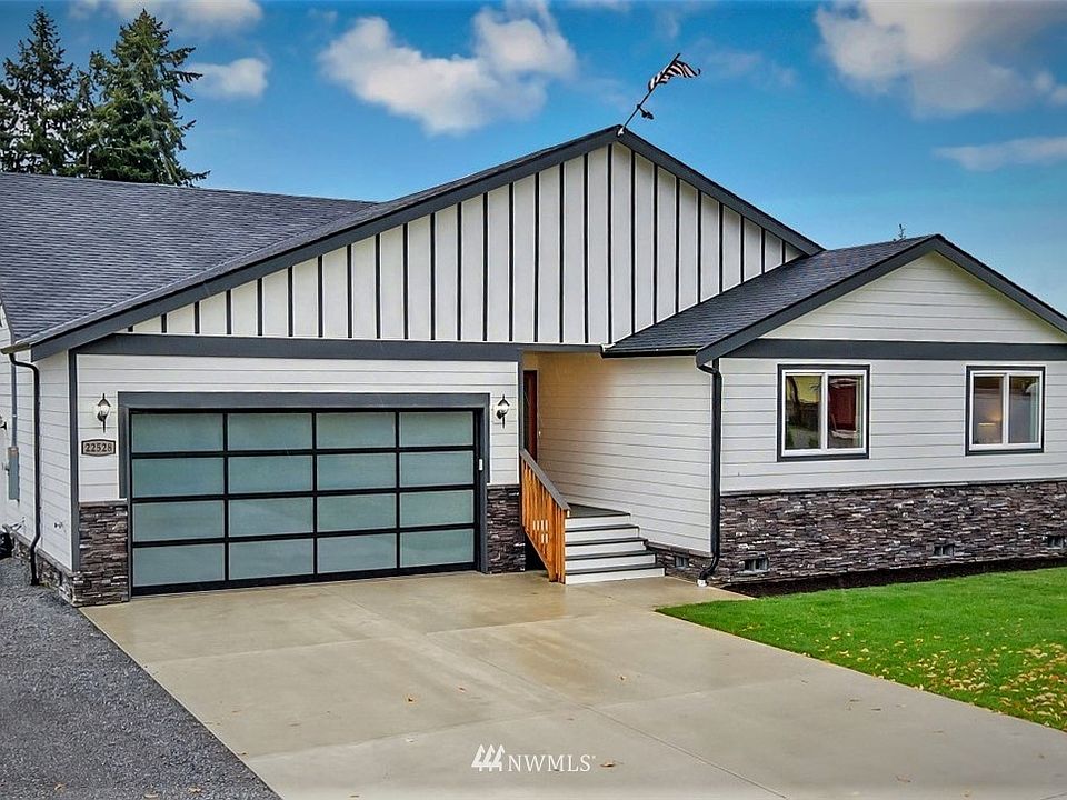 1st image of 22528 14th Dr NW