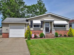 1685 Drenik Dr, Wickliffe, OH 44092