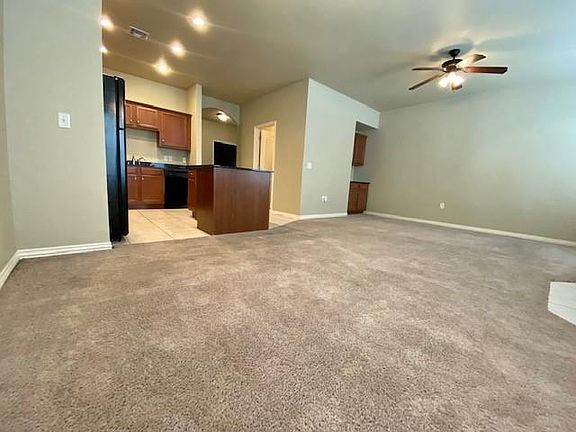 3rd image of 3230 W Montrail Pl