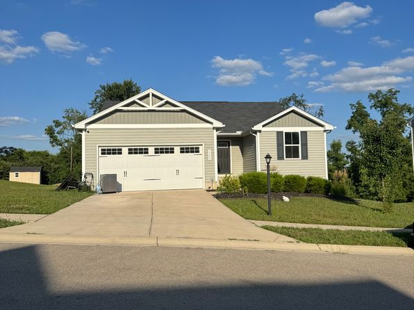 1903 Amelia Way
