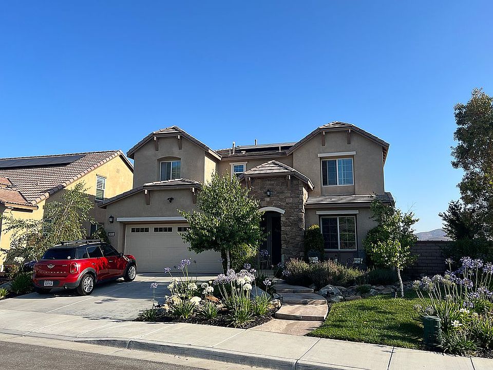 1st image of 24606 Hidden Hills Dr