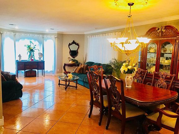 5th image of 1939 Naples Dr