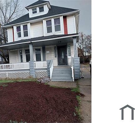 2nd image of 9823 Dickens Ave