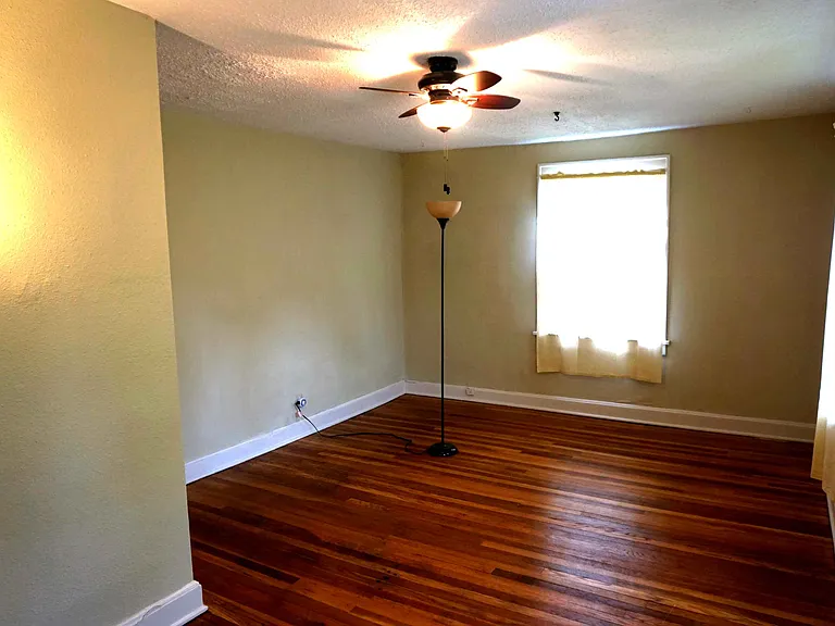 4957 Troostwood Rd — Photo 16