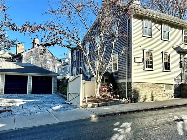 70 Mill St, Newport, RI 02840