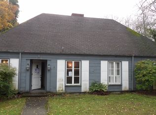 7180 SW Crestdale Ct, Portland, OR 97225