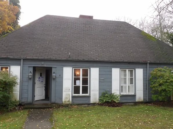 7180 SW Crestdale Ct, Portland, OR 97225