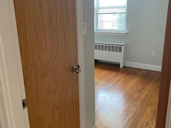4th image of 1555 Stadium Ave Floor 2