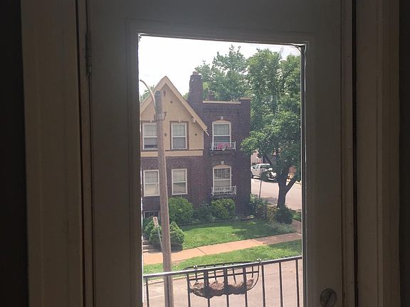 5th image of 4065 Connecticut St Floor 2