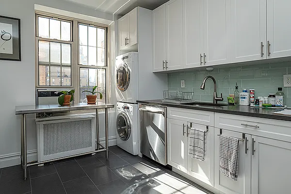 Rented by Rita S Citrin, LREB | media 31