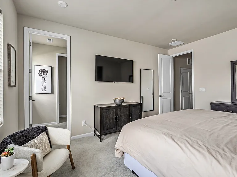 3026 Hutton Gardens Ln — Photo 8
