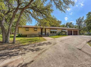113 Bluebird Cir, Highland Haven, TX 78654